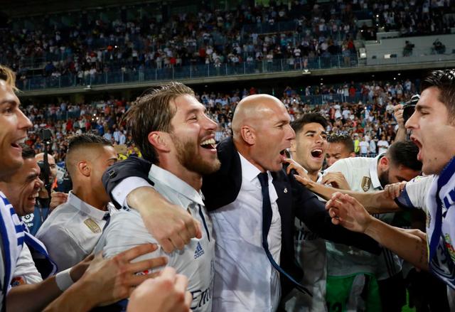 语言灯光信号装置